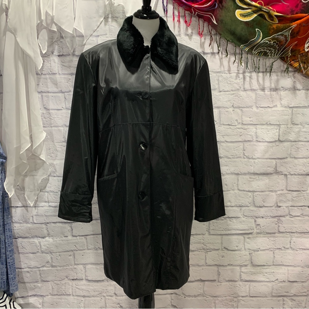 CS Signature Black Coat Faux Fur Removable Collar - Size L